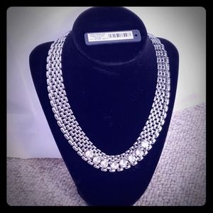 Ann Taylor statement necklace NWT